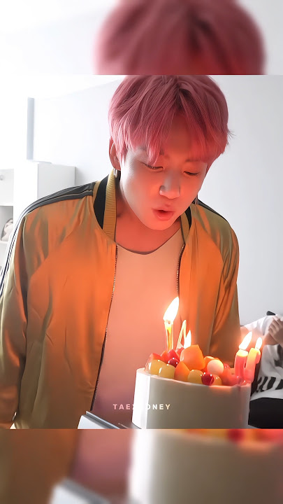 Jimin gave a gift bag on jungkook's birthday🥰💕. #jungkookedits #jk #v #jungkook #jimin #jkstatus