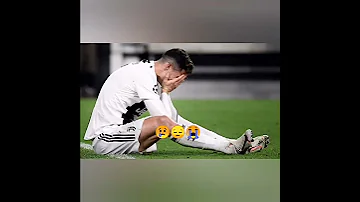 كرستيانو رونالدو قلوبكم تفتت وصارت كالحجارة الفزعة يا مشجعي كرستيانو 