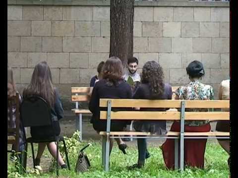 თეატრალური პერფორმანსი\"პიესის კითხვა\"–\"ბოლნისი თნამედროვე ხელოვნების ქალაქი\"