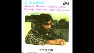 I. Hamid Sings Menari Hollalla.wmv