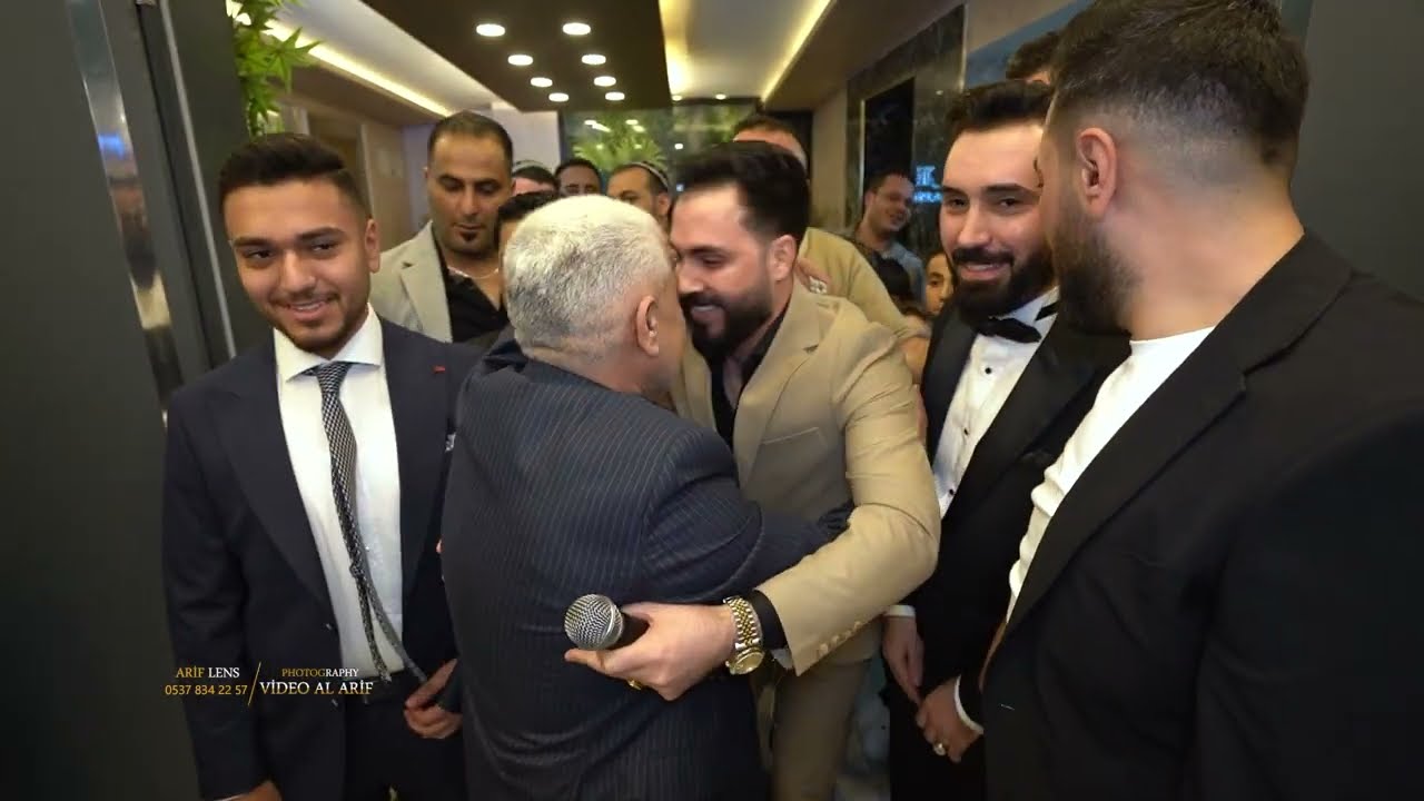 الفنان عبدالله طيفور والفنان محمد الشيخ//زفاف العريس بحري جميل البحري//ج2