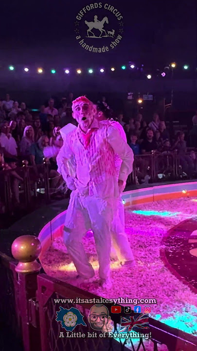 Clowning around at Giffords Circus, More Slapstick Comedy #shorts