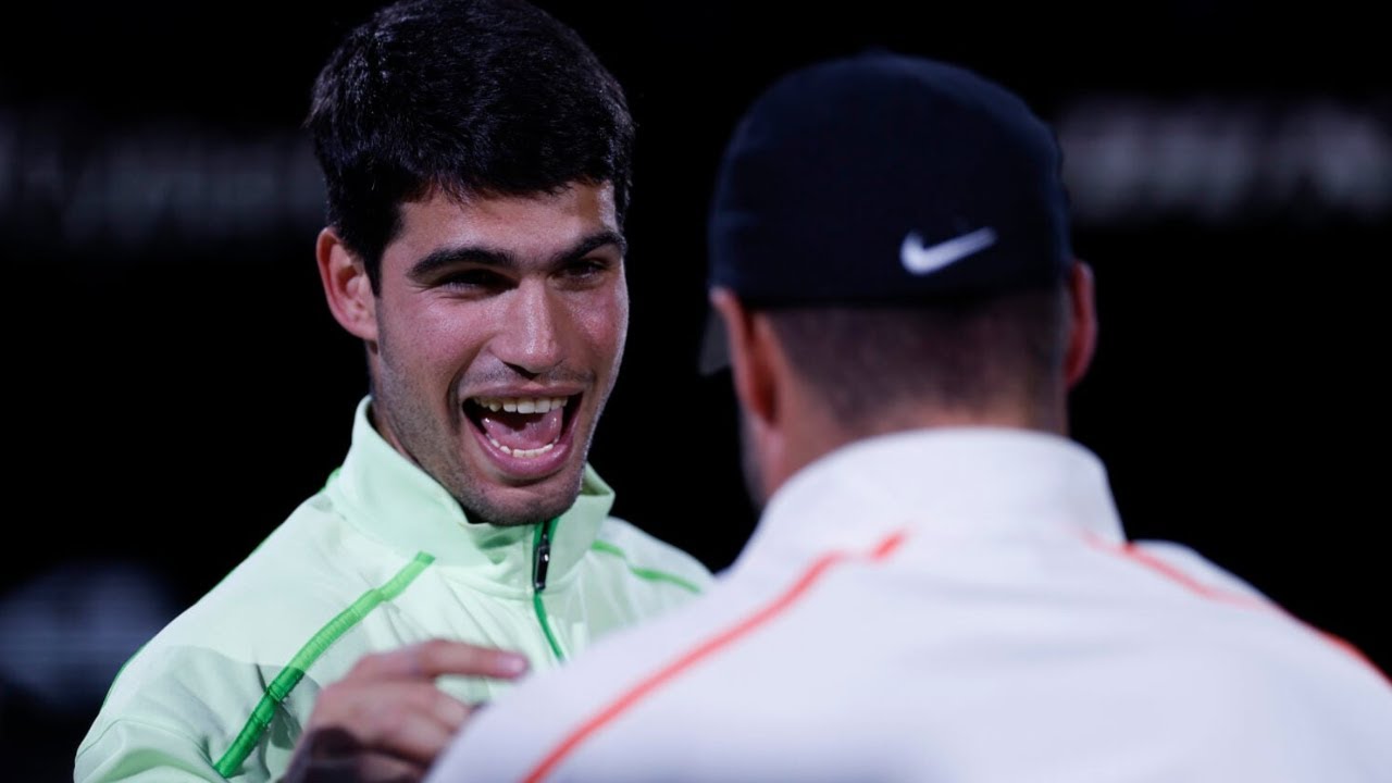 Карлос Алькарас признал, что Новак Джокович «удивил» его в финале Открытого чемпионата Австралии.