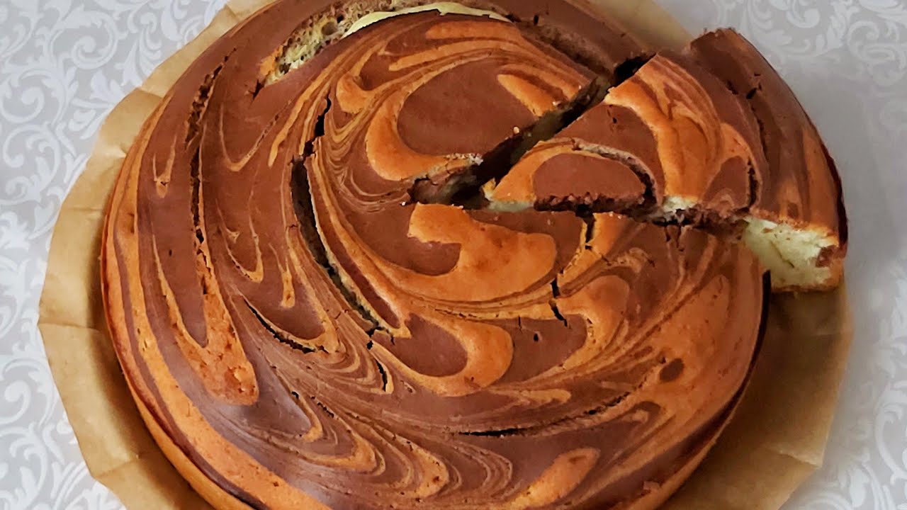 Flaumiger marmorkuchen. Bleibt tagelang frisch