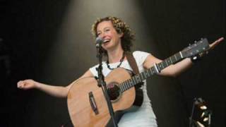 Kate Rusby - High on a Hill (with lyrics) chords