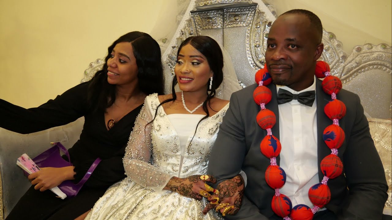 OUKUMBI DE DHOIMIRATI & SOIFEINE A MACON