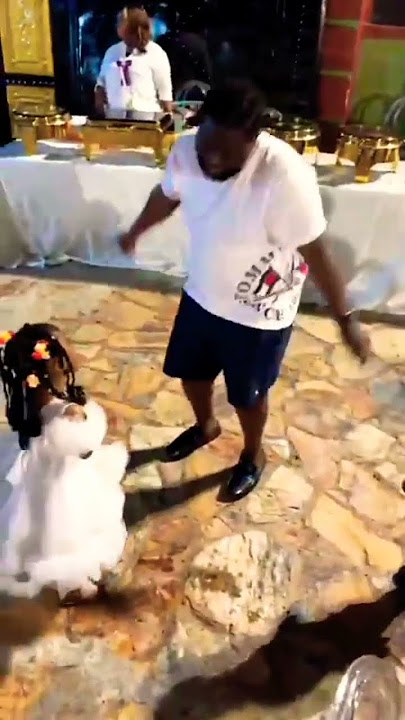 Tumi Wura Ajagurajah on the Dancefloor with Adorable Ajagurajah movement kids 🥰💯❤️