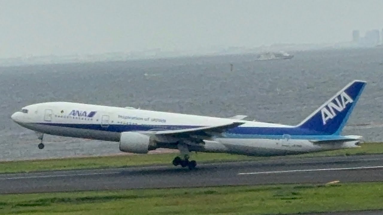 ANA　NH63便　札幌行き　Boeing777-200（JA714A）
