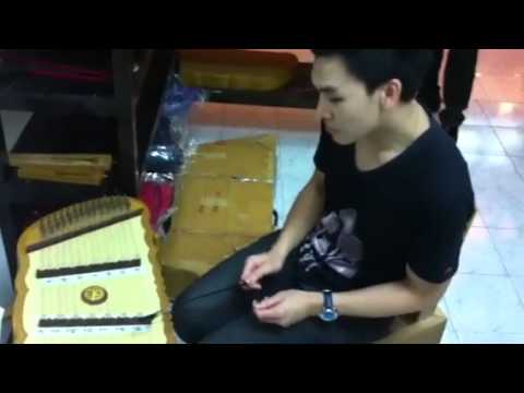 น้องโอ๋ บรรเลงขิม เพลงนางครวญ