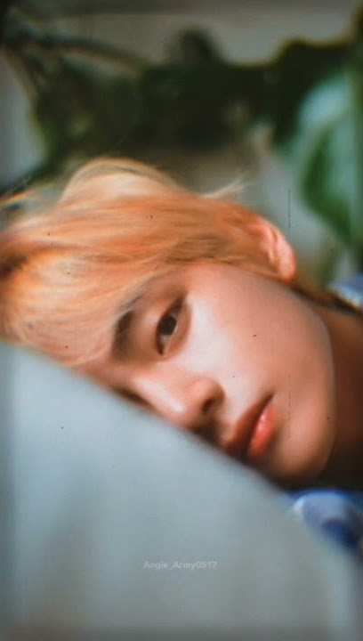 ‘Christmas Tree’ - V BTS (Our Beloved Summer Ost.) 💙✨💙#LYRICS #BTS #V #TAEHYUNG #OST #SHORTS #STATUS