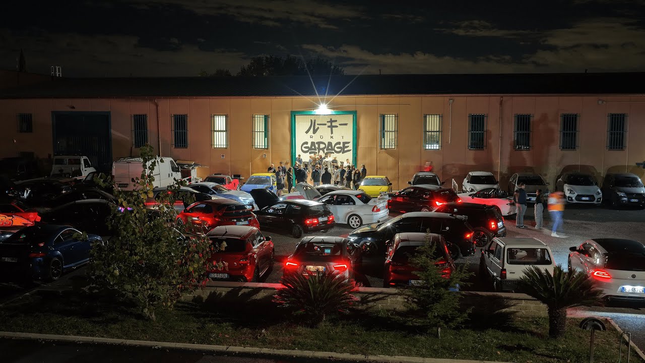 Il nostro garage trasformato in un raduno JDM! - Akai Higure x RUKIGARAGE collab