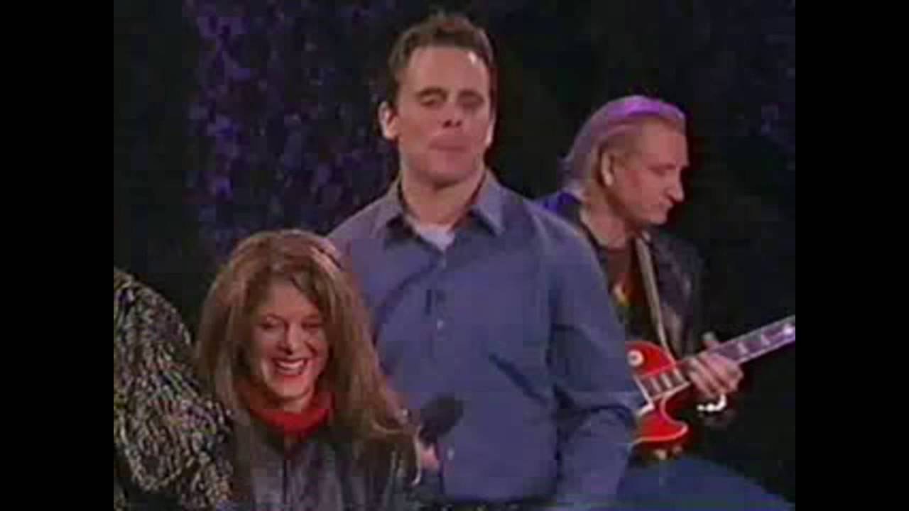 Brad Sherwood and Chip Esten: improv song to an audience member
