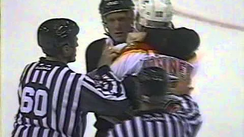 Jason Wiemer vs Eric Weinrich & Jeremy Roenick vs ...