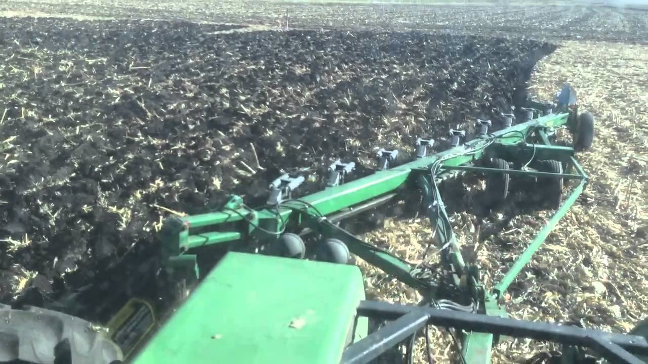 8970 Plowing-Cab View