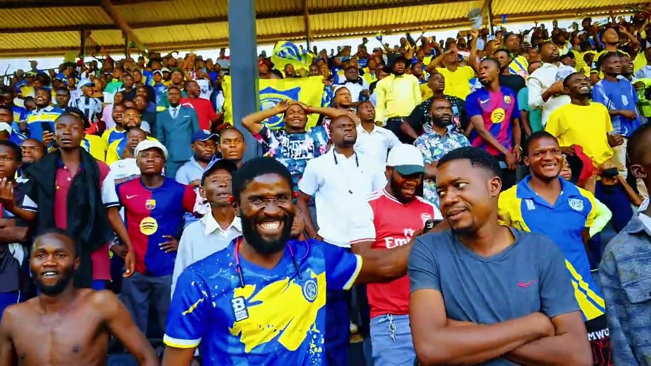 Un seul cœur, une seule passion. Merci d’être notre 12ème homme. 💛💙#FiersdÊtreCheminots