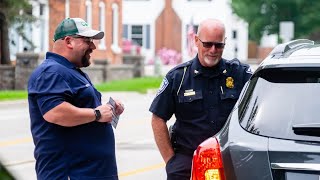 Police in Michigan pull over Law Abiding Citizens