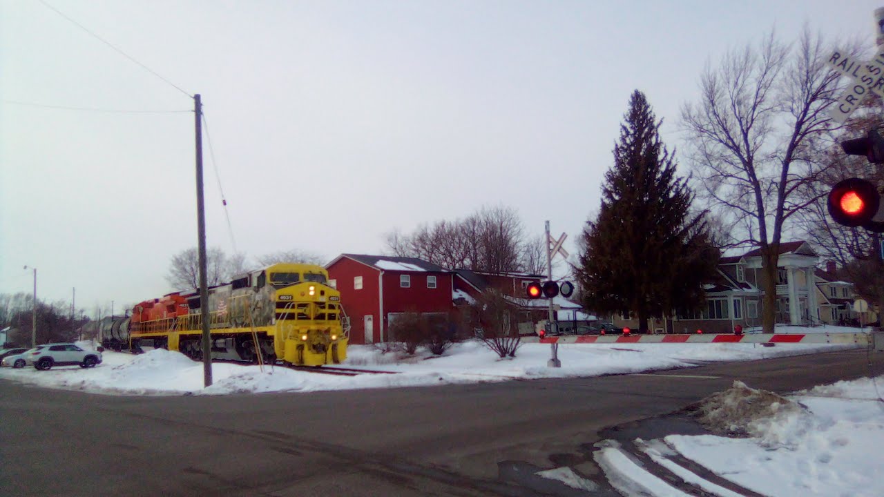 Late Afternoon EASTBOUND FW-LI CFE-09 SHV CFE/CFE Grain/Mixed Freight/Steel Train! (02/09/2026)