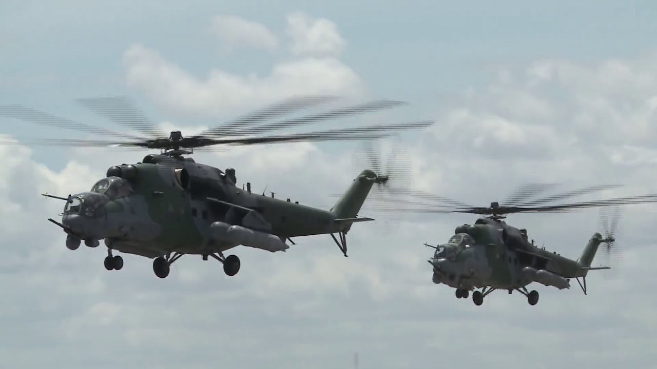 El MinDef autoriza el comando de la Armada a comprar el porta-helicópteros HMS Ocean L-12 Maxresdefault