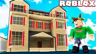 BUYING A NEW MANSION! (Roblox Work At A Pizza Place)