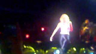 Shakira- La Tortura Mexico Foro Sol- Abril 2- 2011