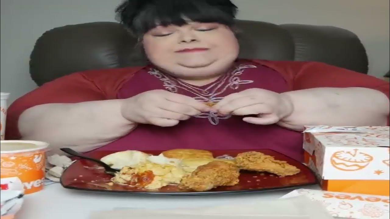 SSBBW || Part 2 Eating show with Spicy Fried Chicken Mukbang - YouTube