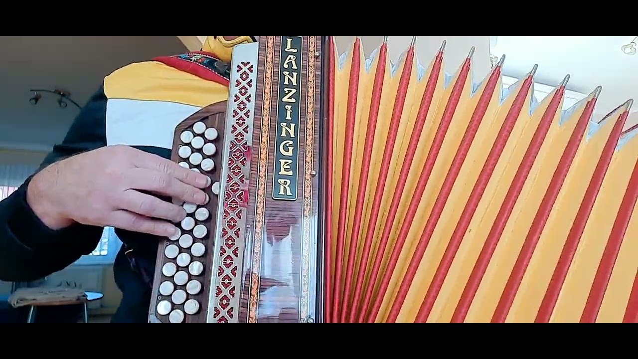 Diatonična harmonika Lanzinger BEsAs, 32 cm - nekaj Avsenikovih