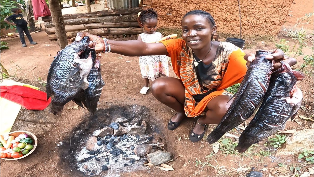 Baking Stuffed Fish Underground on A Rainy 🌧 Evening | Healthy Cooking with Hot Soil 🔥