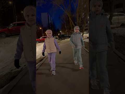 С сестрой на спорте!!! Не можем без него жить 💪 Хватило лишь на 3 дня 😁