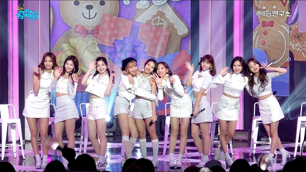 [예능연구소 직캠] 트와이스 메리 앤 해피 @쇼!음악중심_20171216 Merry & Happy TWICE in 4K