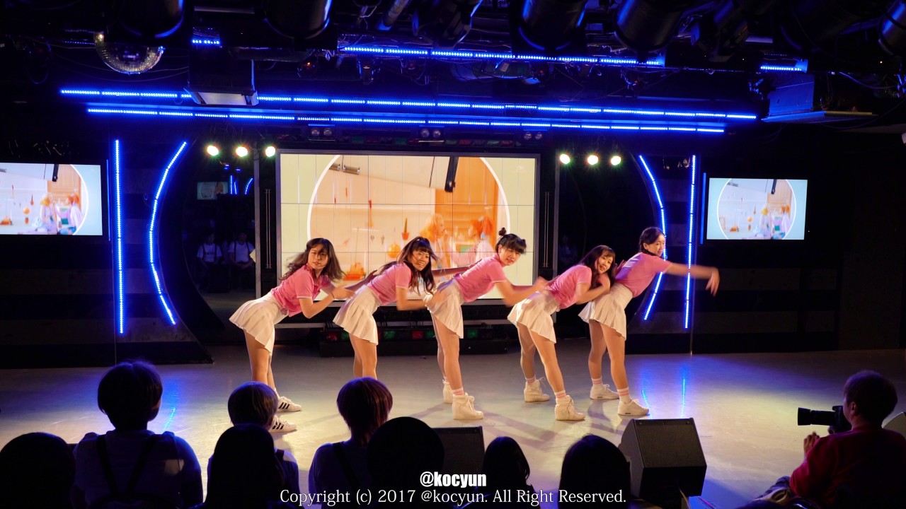 161217 Pink Velvet 'Russian Roulette' [4K] - YouTube