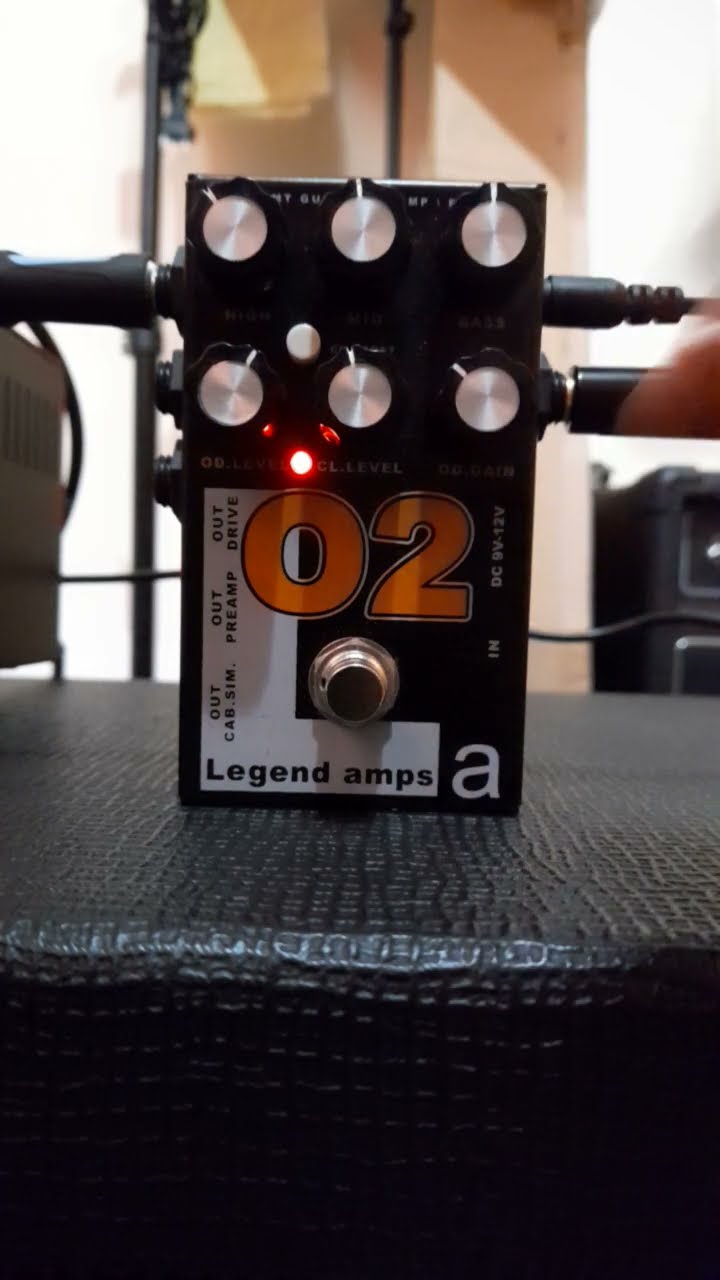 TESTING GEAR - AMT O2 guitar preamp #shorts - YouTube