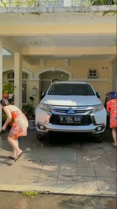 ini mobilnya #vanessaagel  yg mengalami kecelakaan maut 😔💔