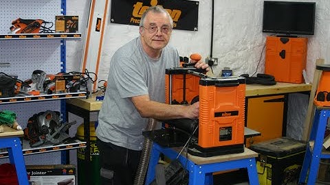 How To Change The Blades On A Triton TPT125 Thicknesser