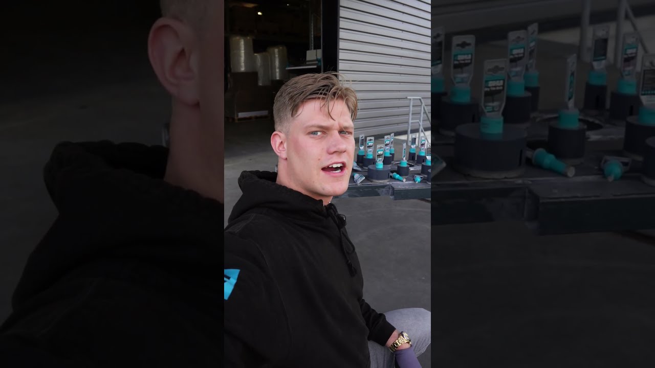 Boormachine Maakt Strepen Haakse Slijper Gaten 