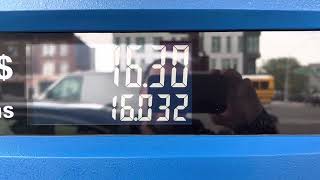 Цена на Бензин США Нью Йорк 5$ за галлон , спасибо Джо Байден #gasprices
