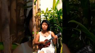 Download Lagu Surya Namaskar Ukelele Mantra by Tyas #ukelele #mantra #soundhealing #bali #music #livemusic #song MP3