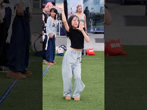 DANCE] 박효은 HyoEun: BABYMONSTER '<strong>CHOOM</strong>': K-POP 랜덤플레이댄스 PlayOn RPD 코엑스 랜플: 260725 여자 어린 청바지 베이비몬스터 베몬