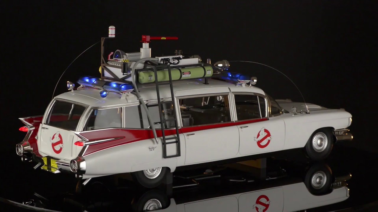 Build the Ghostbusters Ecto car!