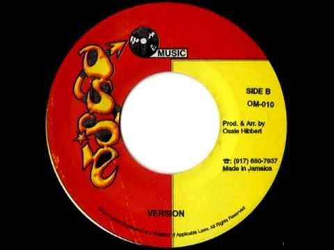 JUNIOR ROSS & THE SPEARS   Rasta man say + version 1976 Ossie