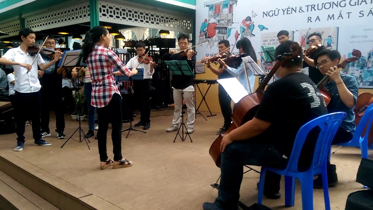 "Mozart Symphony N.40" - "Classic On The Go" - 6 Aug 17 at Duong sach Saigon