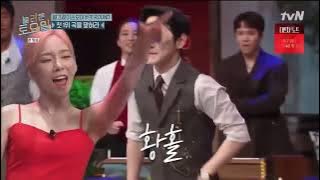 Key dancing to aespa's Black Mamba ft. Taeyeon