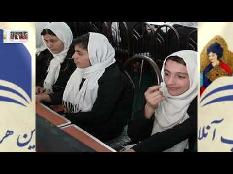 راه اندازی یک مدرسه آنلاین در افغانستانAn Afghangirl help Afghan girlsto continue theirschool online