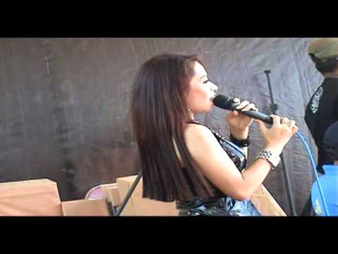 Goyang Dangdut. - Fassa Sungkar