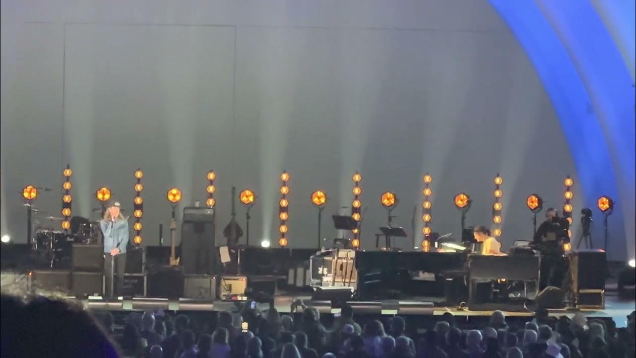 The Lumineers at Willie Nelson 90th birthday concert at Hollywood Bowl, 04.29.2023 The Lumineers at Willie Nelson 90th birthday concert at Hollywood Bowl, 04.29.2023