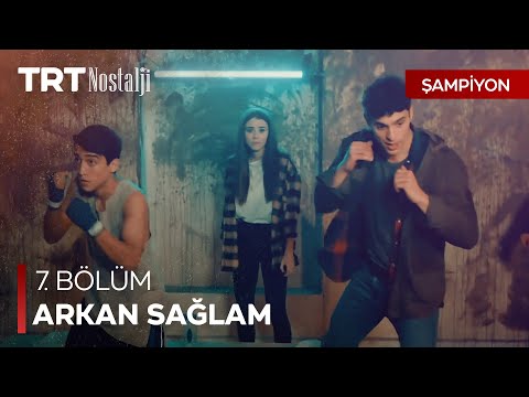 Kerem'le Şahin omuz omuza dövüşüyor - Şampiyon Özel Sahneler @NostaljiTRT