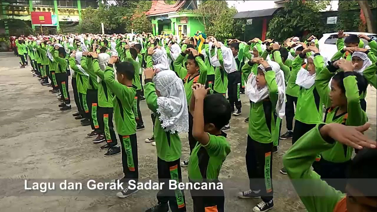 OUTDOOR CLASSROOM DAY SRA SDN 03 PAKAN KURAI KOTA BUKITTINGGI