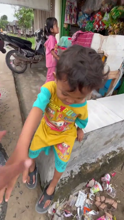 Si kerel kencing sembarangan gusy🤣 #shortvideo #minivlog #anakdesa