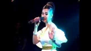 bulan separuh -  anie anjanie