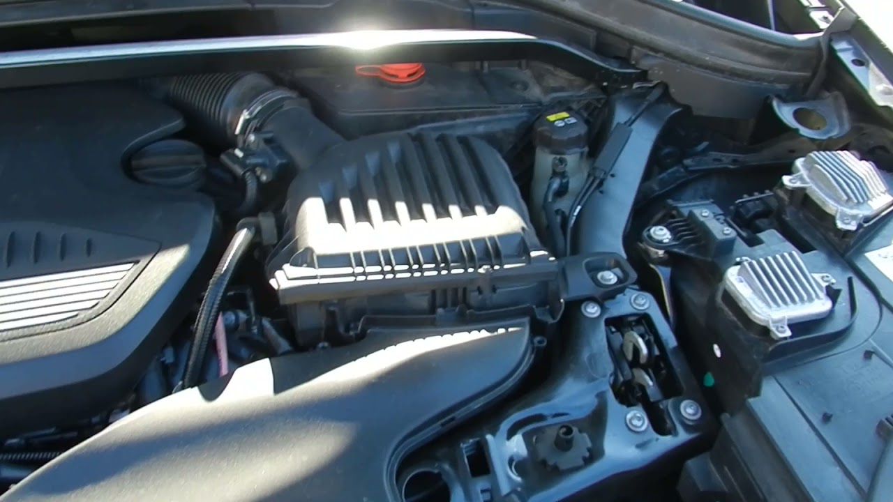 BMW X1 sDrive18d xLine-motore