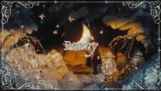 Holly Humberstone  Peachy  